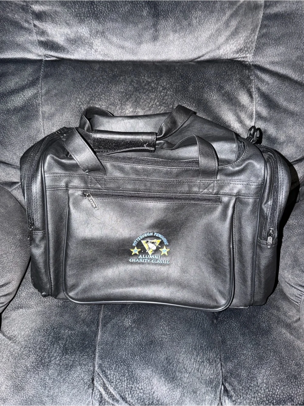 Leed’s NHL Pittsburgh Penguins Alumni Classic Bag Used Pre Owned Rare Vintage Us